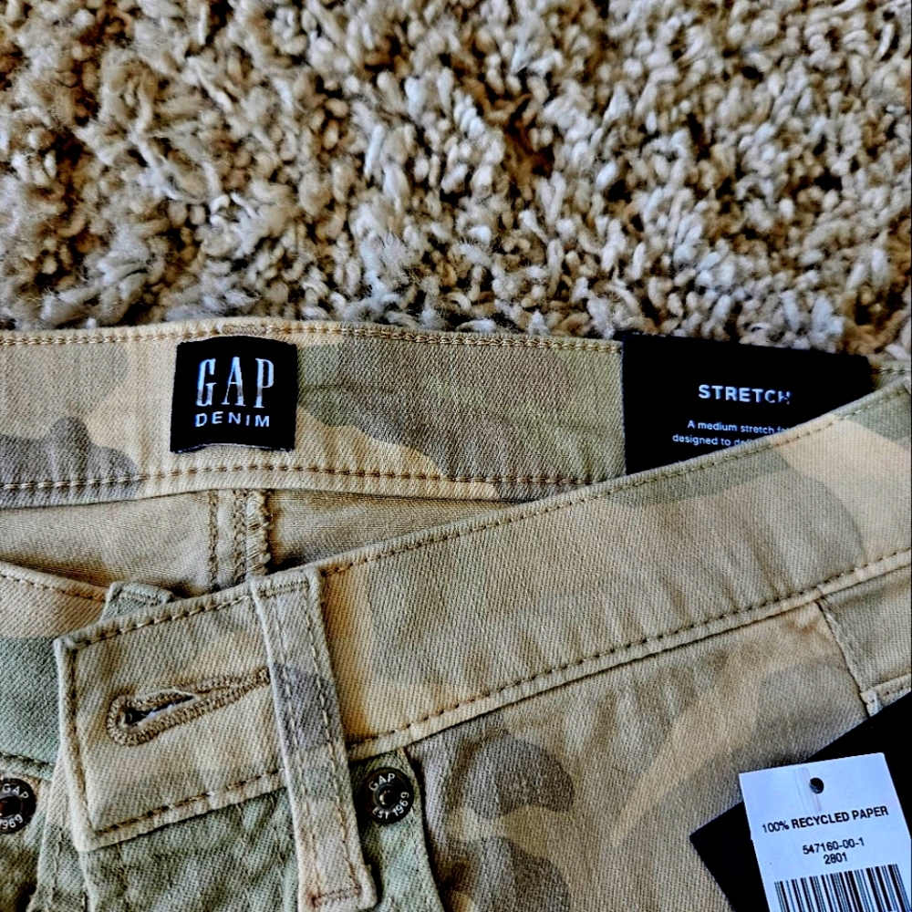 NWT GAP jeans.  Pale camo- high rise- true skinny- ankle- stretch- size 6/28. - Picture 6 of 7